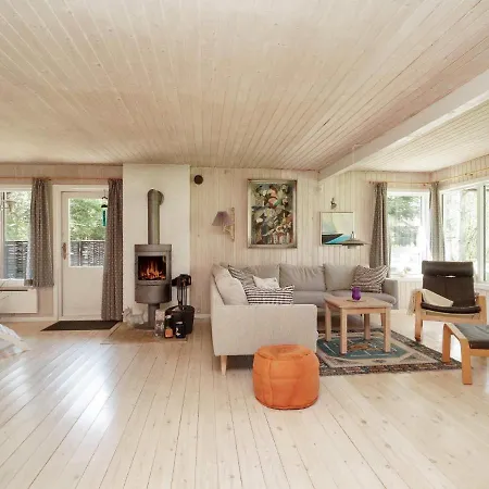 度假居 5 Person In Frederiksvaerk-by Traum *